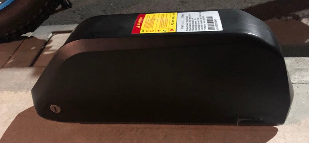 ハイスペ/両輪エンジン1000w×2/バッテリースペア1個付/Philodo