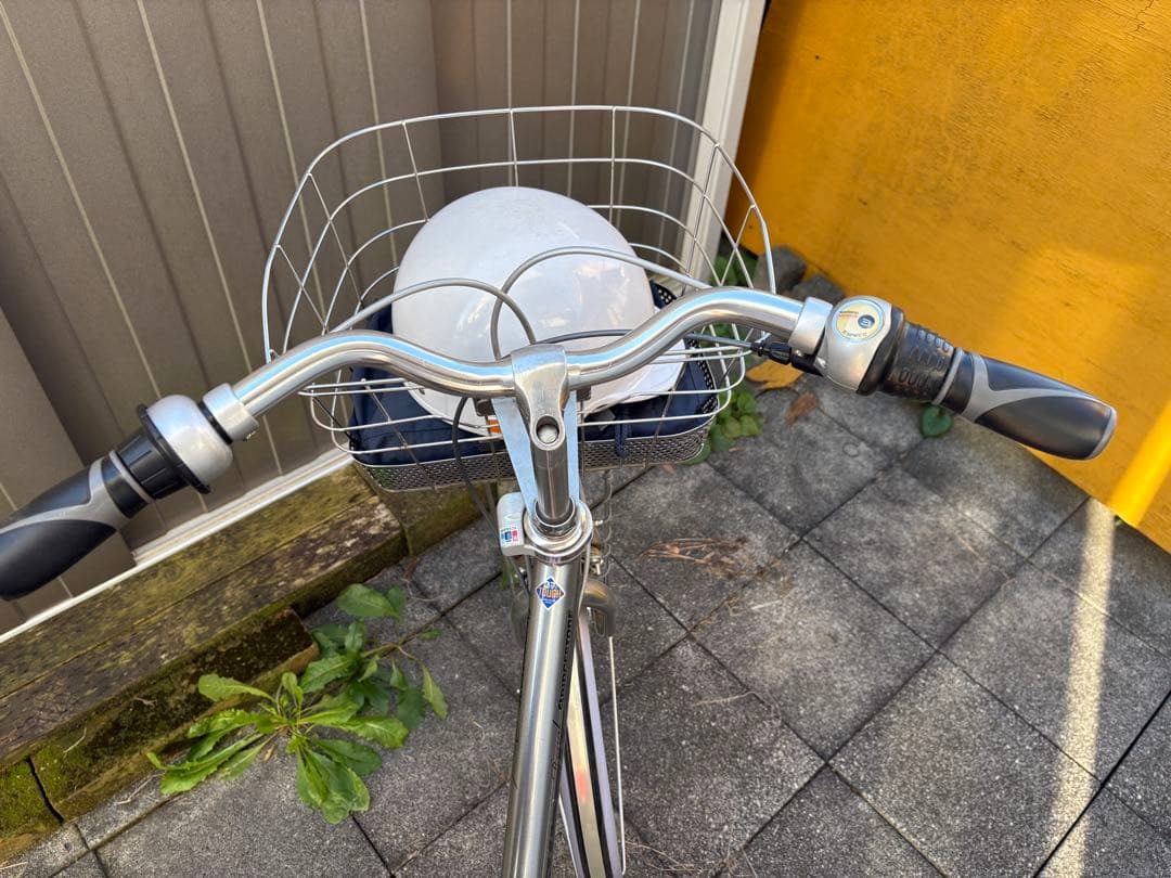 定価約11万 通勤通学向け自転車 ブリヂストンアルベルトロイヤル(付属品約1万)