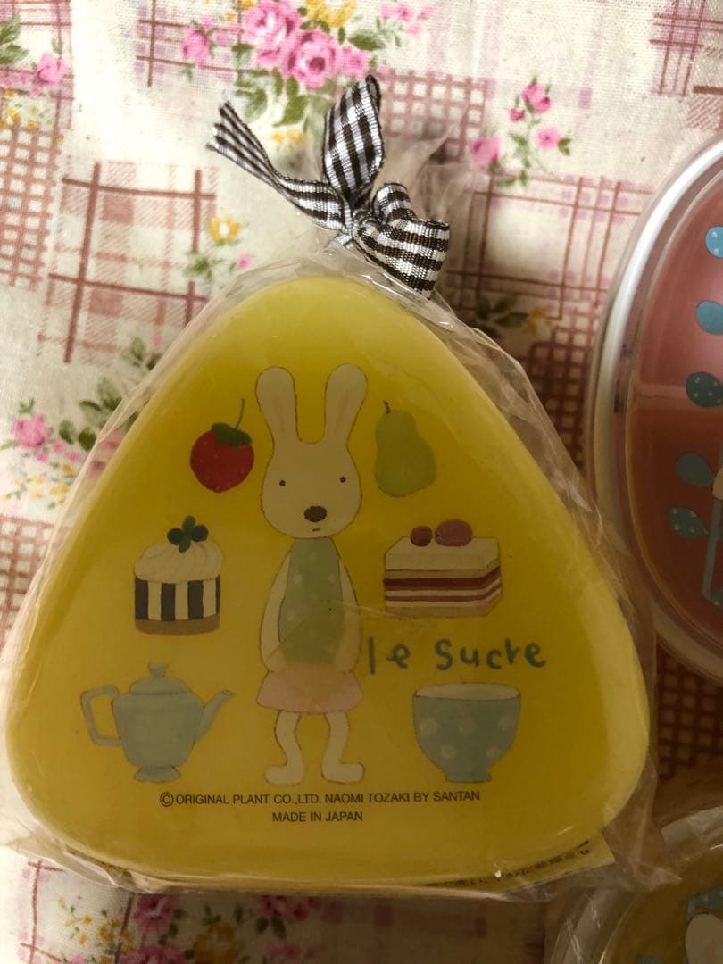 新品　美品　ルシュクル　お弁当箱　マグカップ　ウサギ　おにぎりケース　ランチ