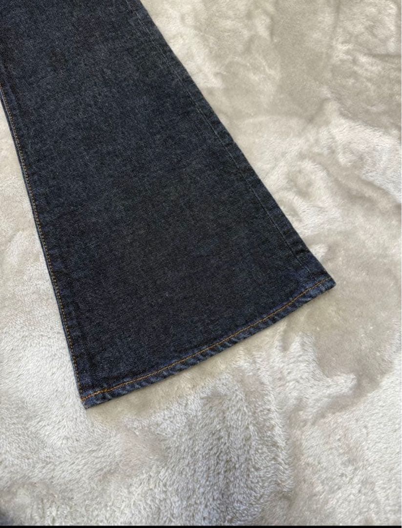 moussy MVS FLAREデニム　25インチ