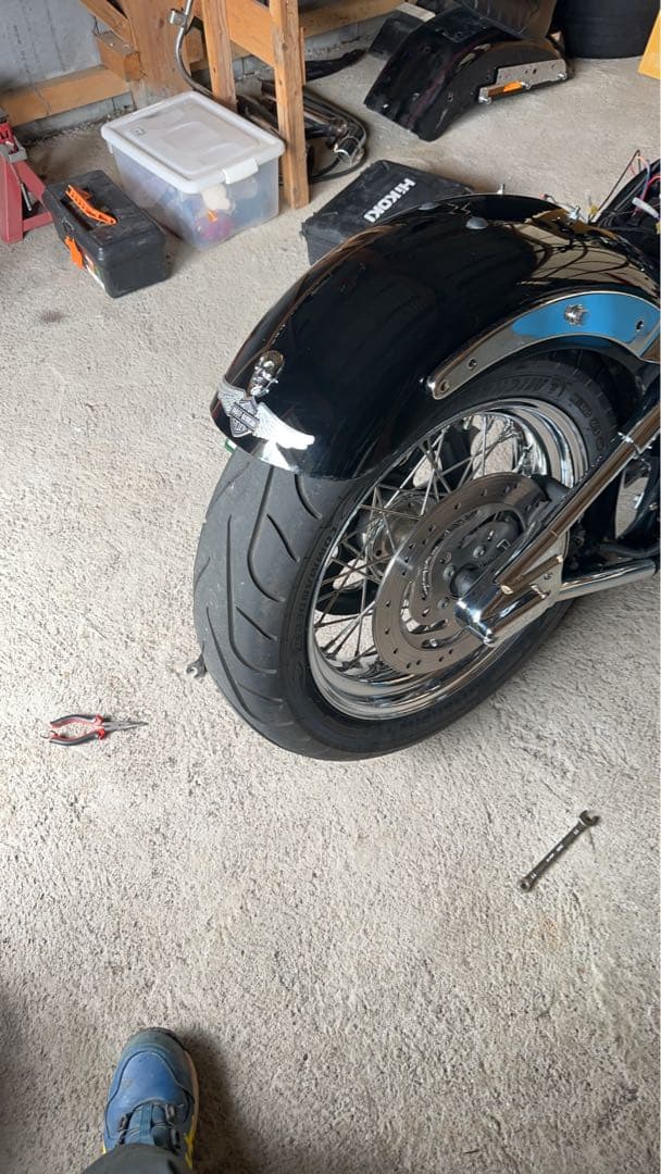 ハーレーソフテイルデュース リアフェンダー