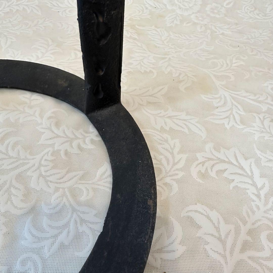 ♦︎未使用品♦︎ 虫喰い 五徳　三つ足　鉄鋳物　茶道具　風炉用