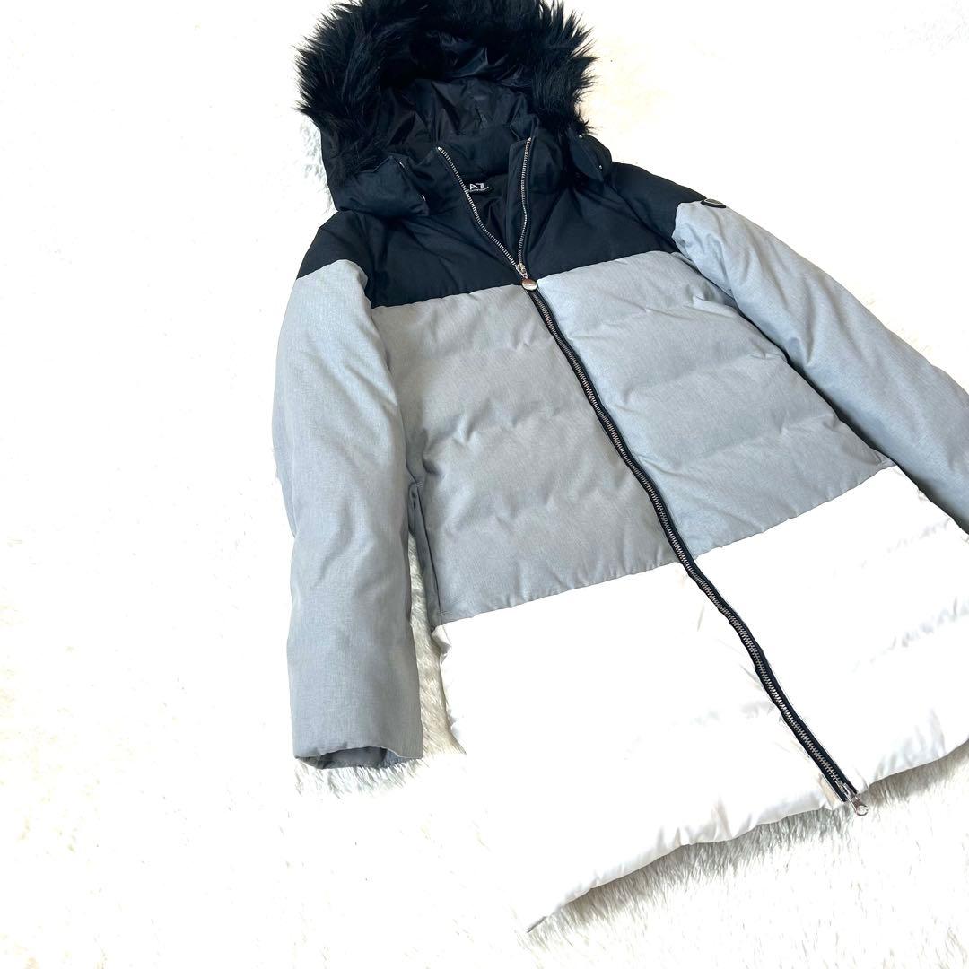 美品✨EMPORIO ARMANI EA7 ダウンコート　切り替え　フードファー