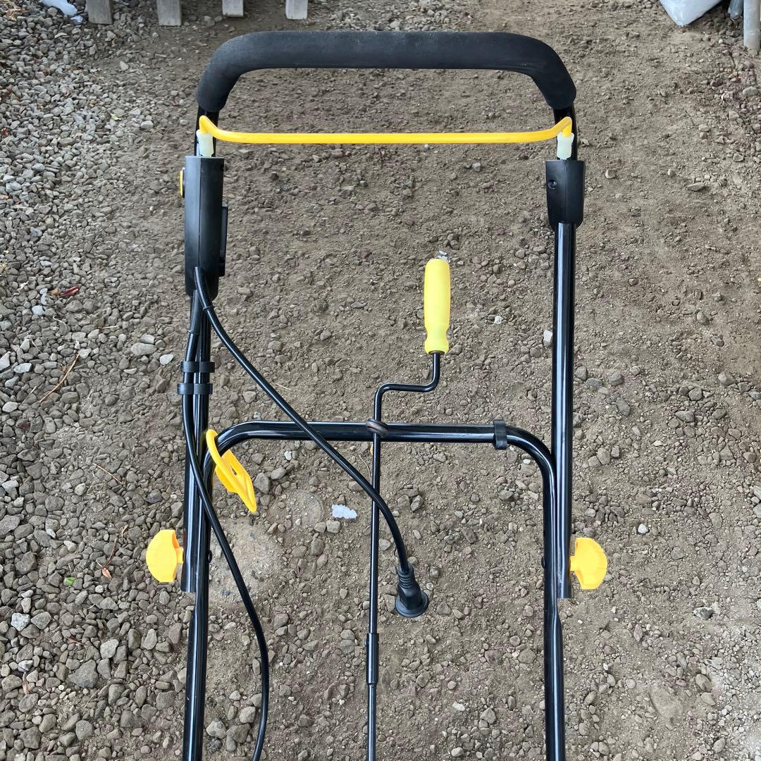 電源式 パワフル除雪機