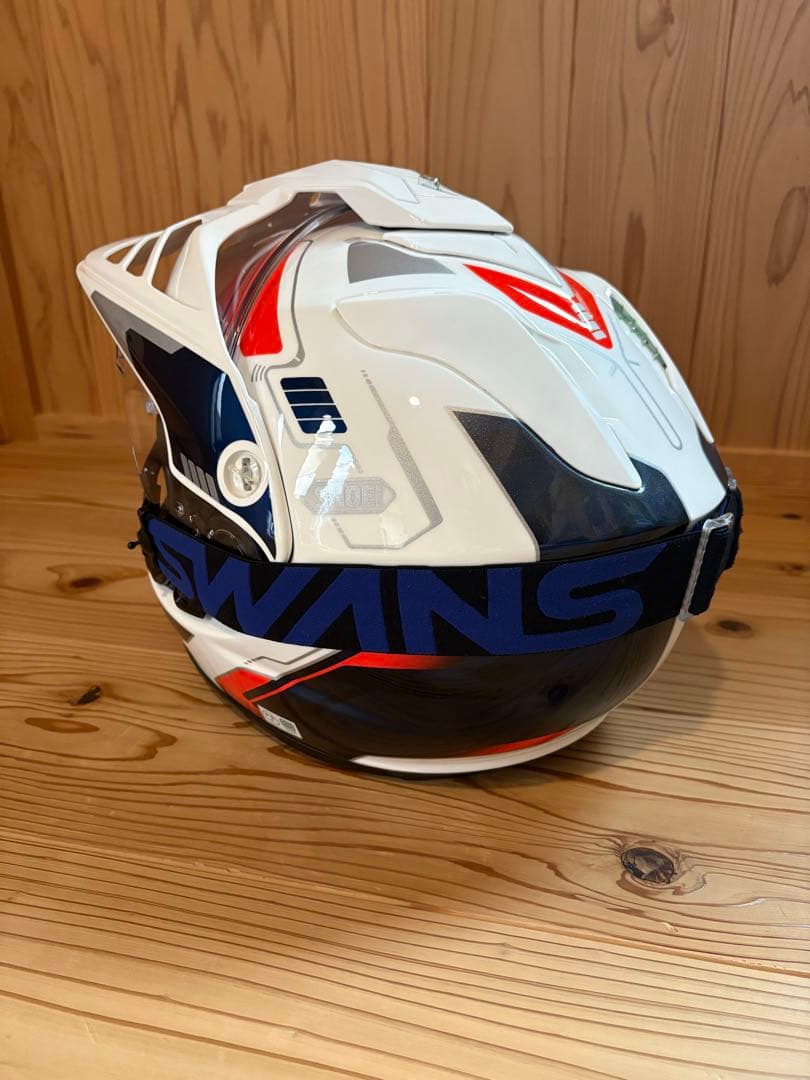 HORNET ADV INVIGORATE ✖️ SWANS MX-TALON