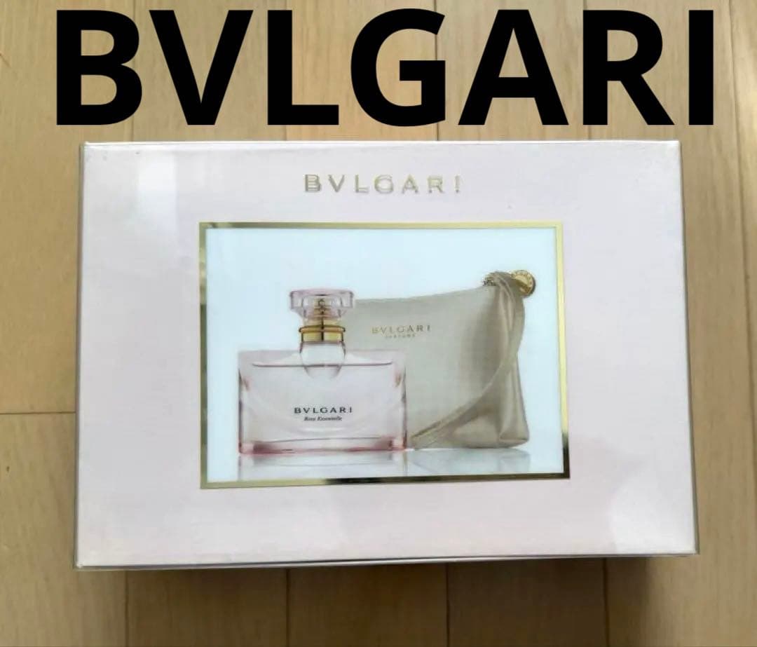 【新品・未使用】BVLGARI Rose Essentielle ポーチセット