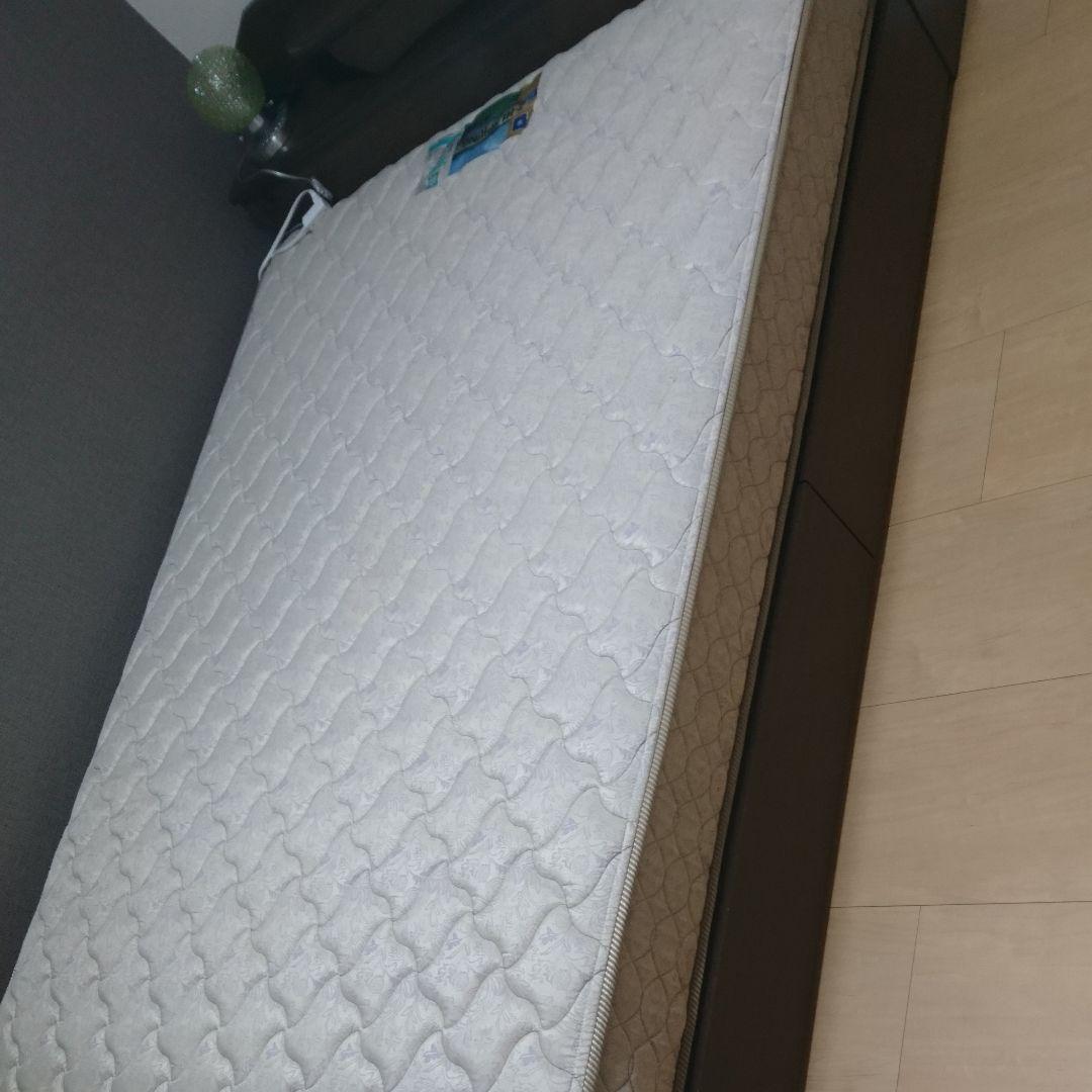 ニトリ　ダブルベッド　フランスベッド