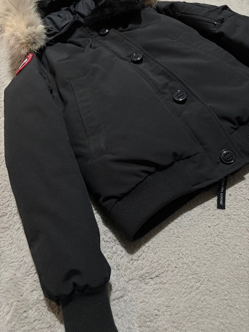 カナダグース ラブラドールボンバー ショートダウン ブラック ファー付き 美品