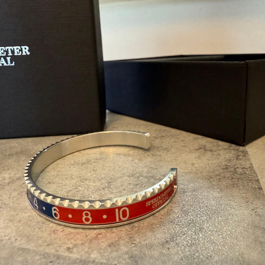 ☆新品未使用☆ SPEEDOMETER OFFICIAL バングル