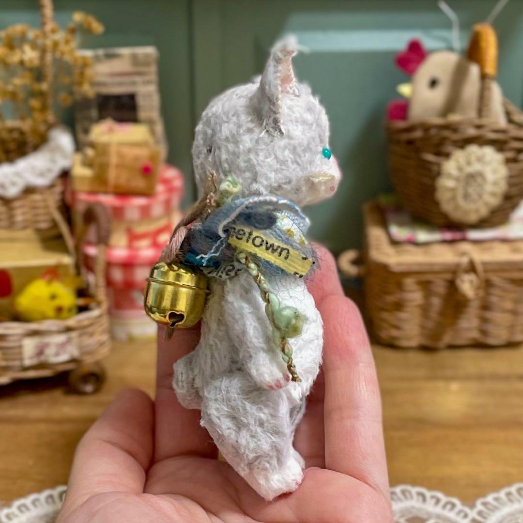 fluffyteddy＊手染めハチワレにゃんこ。