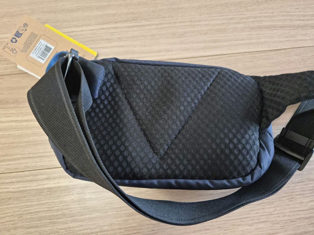 パックセーフ PacSafe V HipPack ボディバッグ