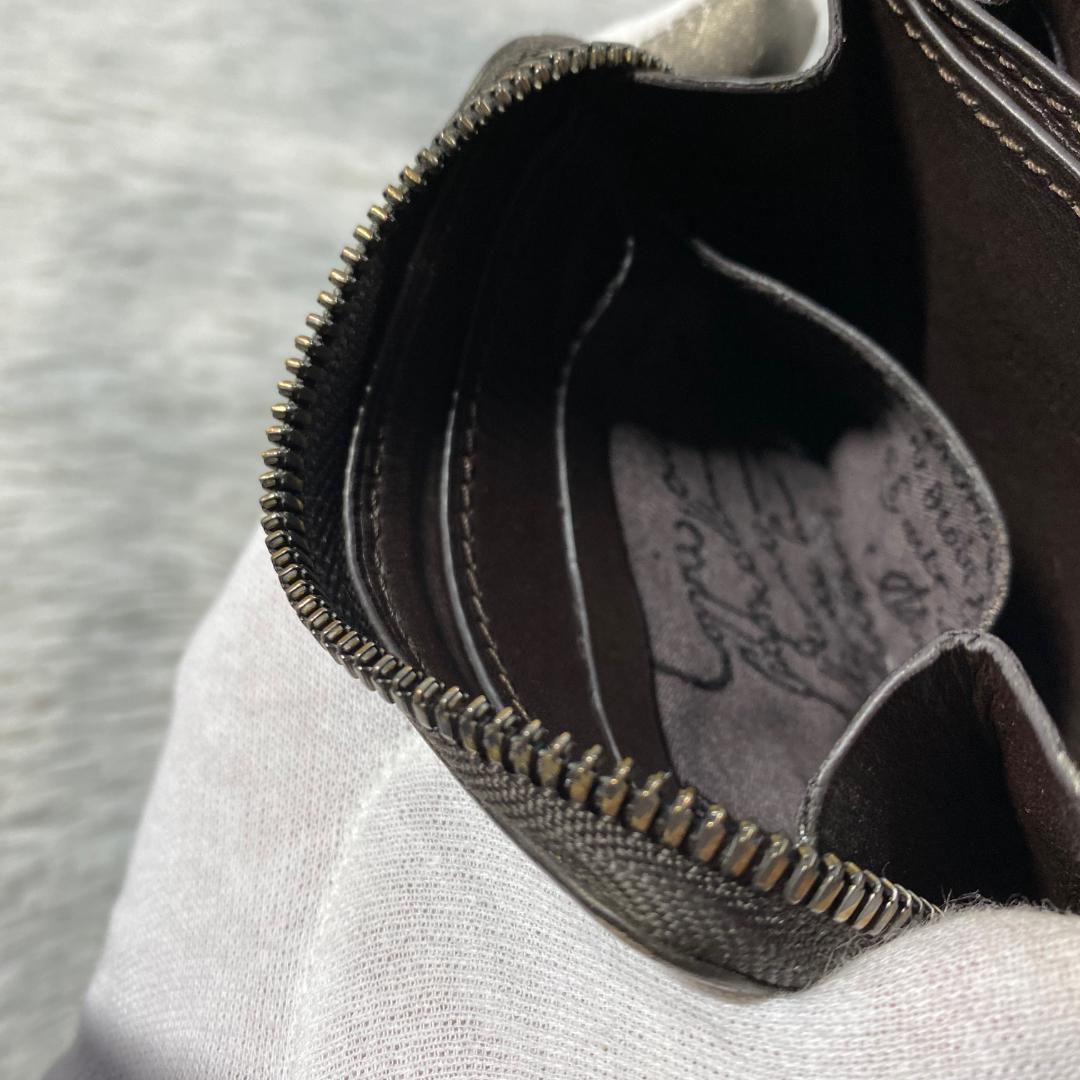 ベルルッティ ワパ カリグラフィ ケース ラウンドジップ