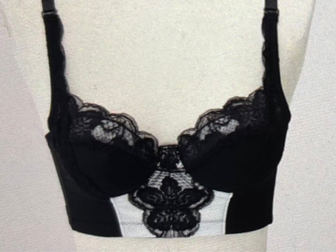 LALA Grant ブラジャー 70D ブラック・ホワイト