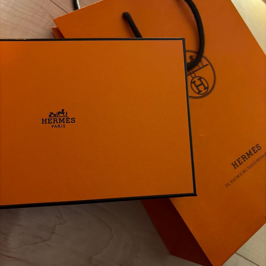 限界価格！HERMES ドゴン レクトヴェルソ ロング ノワール 財布