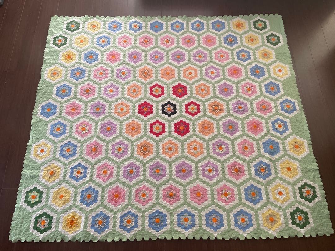 1930年 グランドマザーズ フラワーガーデンキルトのキット 製作途中