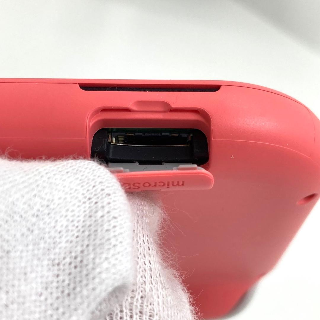 任天堂　ニンテンドー　Nintendo Switch Lite　コーラル
