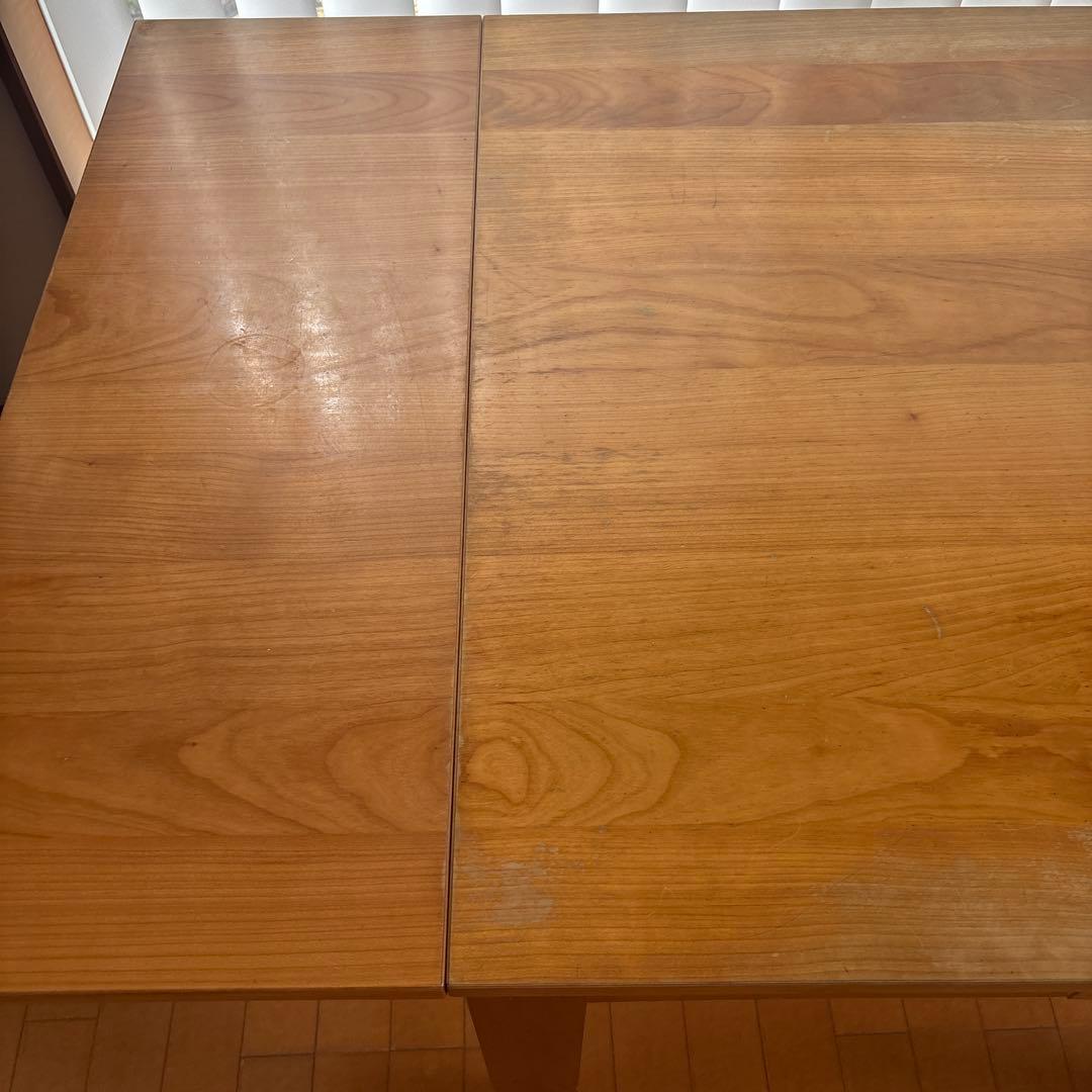 名前が思いつかない　unico ダイニングテーブル 伸長式