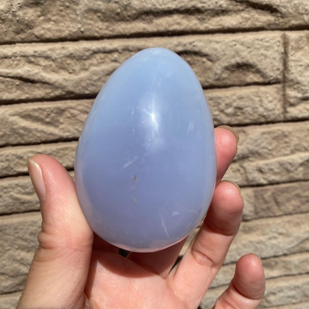 ブルーカルセドニー たまご 置石