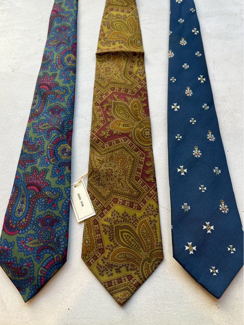 【極美品】ETROシルク ペイズリー柄 他　ネクタイ 3本セット