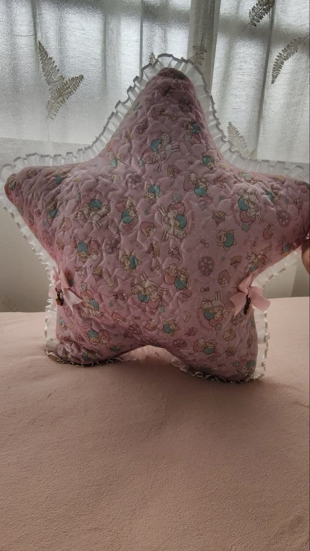 レア☆キキララ LittleTwinStars 星型クッション サンリオ