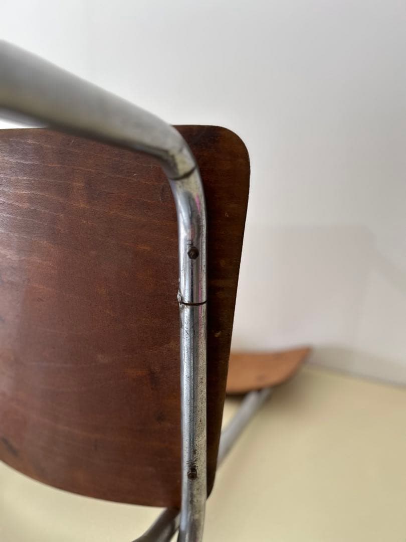 ビンテージ　フランス　1940年代　❶ スチールパイプ　チェア