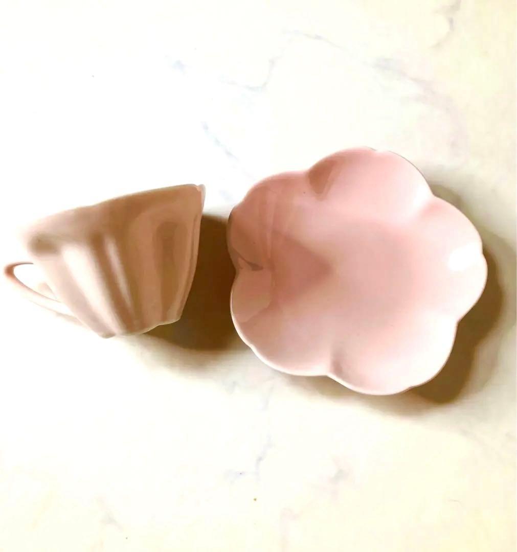 ポーセラーツ 白磁 桜の形のカップ&ソーサー 値引き バラ売り 不可