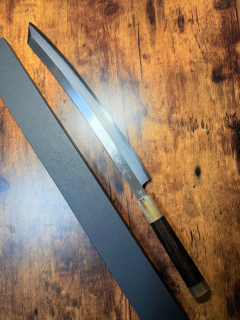 【堺打刃物】祥太郎作　刺身 切付　尺ニ寸　包丁　銀三鋼　鬼反り黒檀水牛八角水牛柄