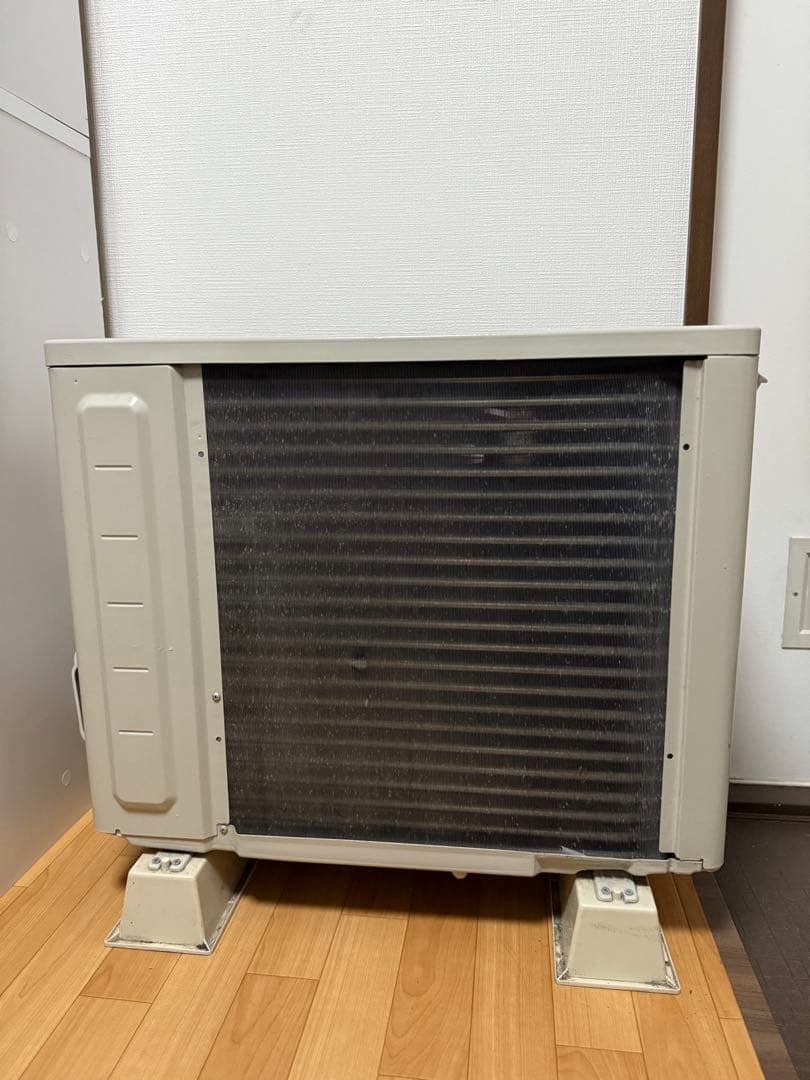 ダイキン ルームエアコン AR22WESK-W（2019年製）室内機と室外機付き