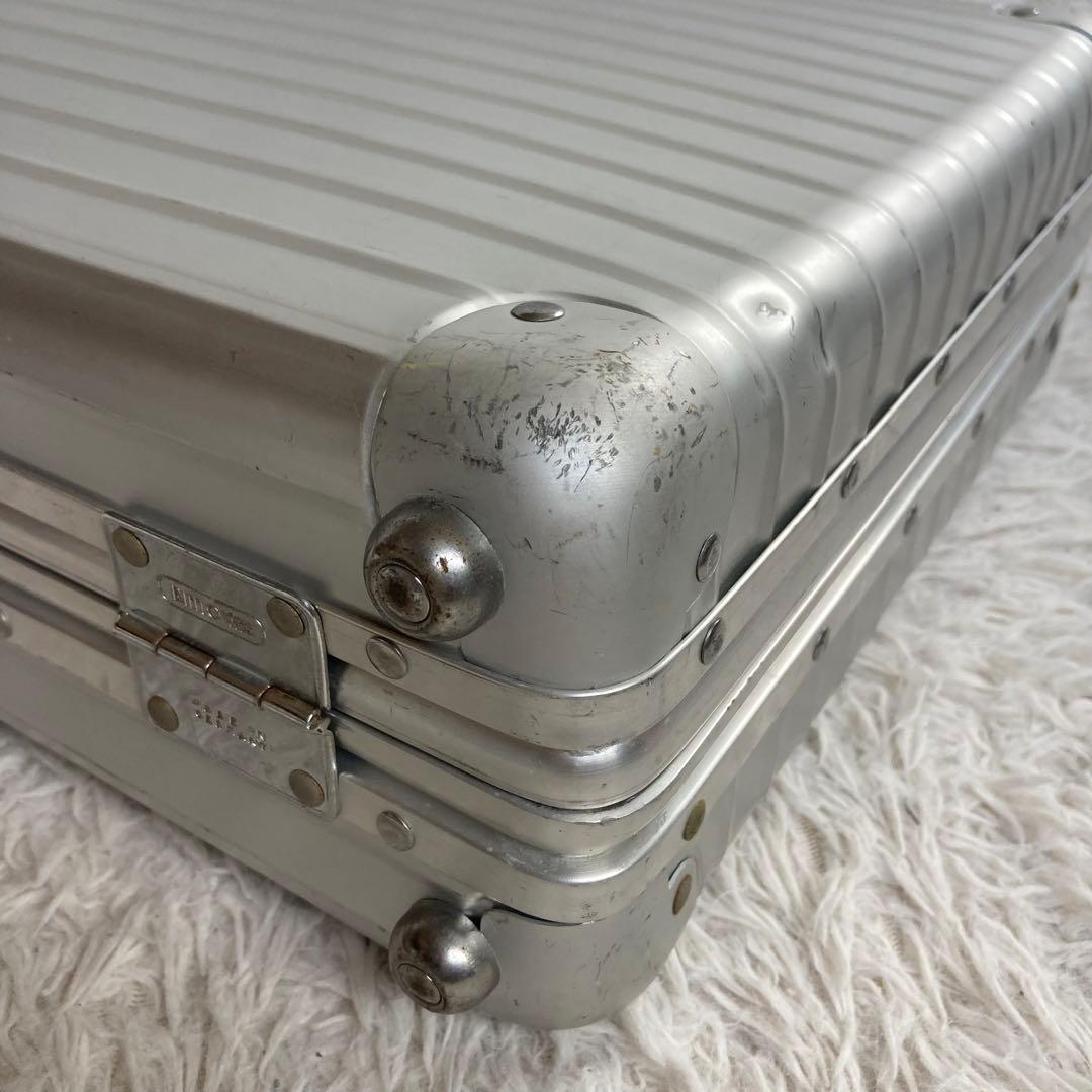 RIMOWA リモワ キャリーケース アタッシュケース 鍵付き シルバー