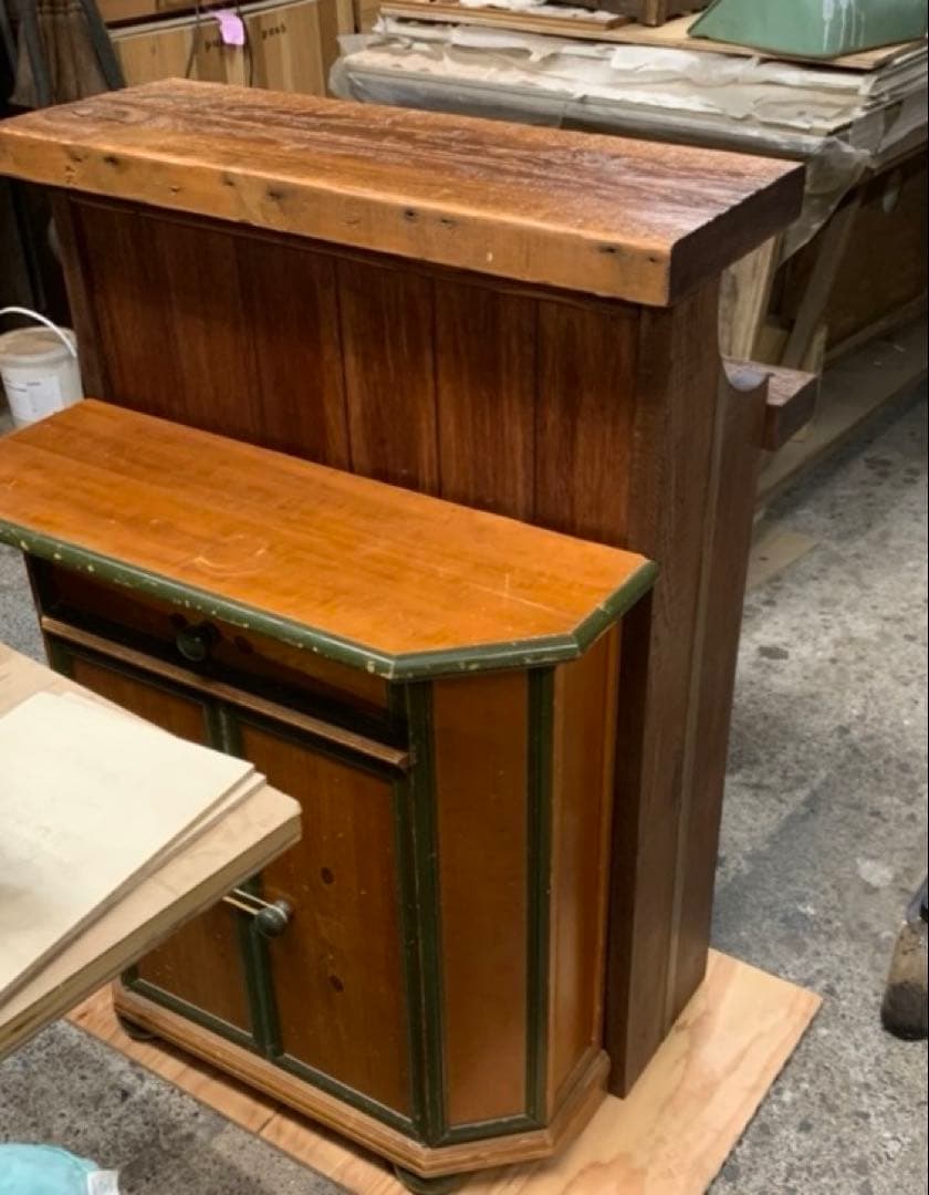 レジ台　レジ　カウンター　什器　店舗