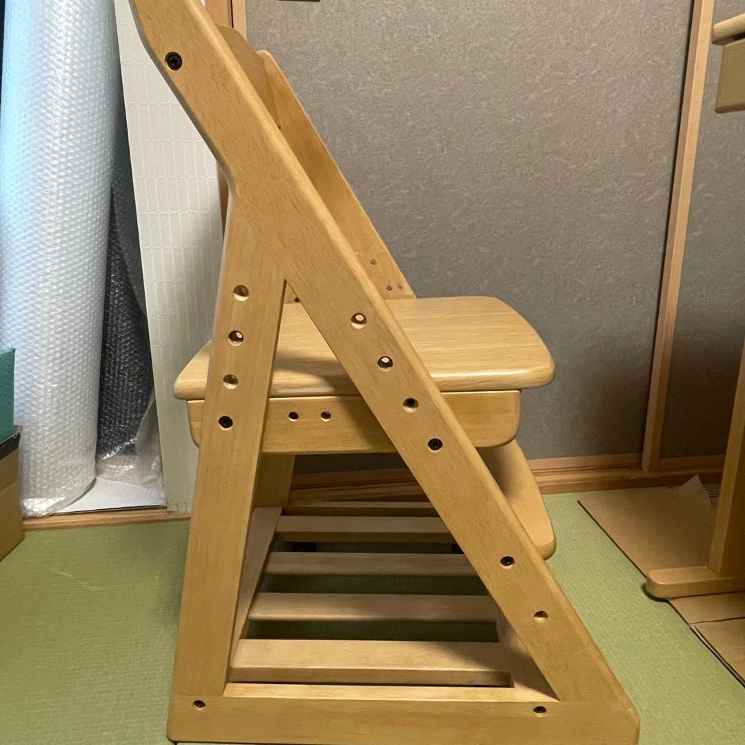 ニトリ 学習机　キャビネット付き　ライト付き　椅子付き