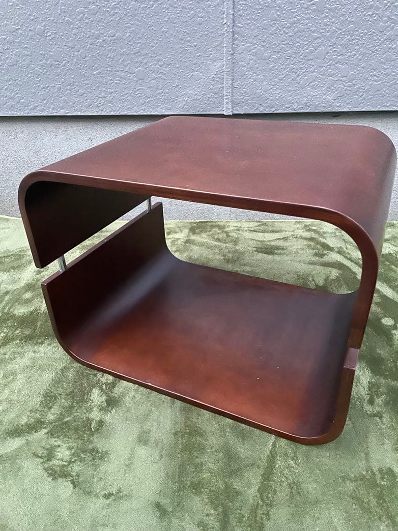 イエリアーダ「フィヨルド」 サイドテーブル リビングローコーヒー台花