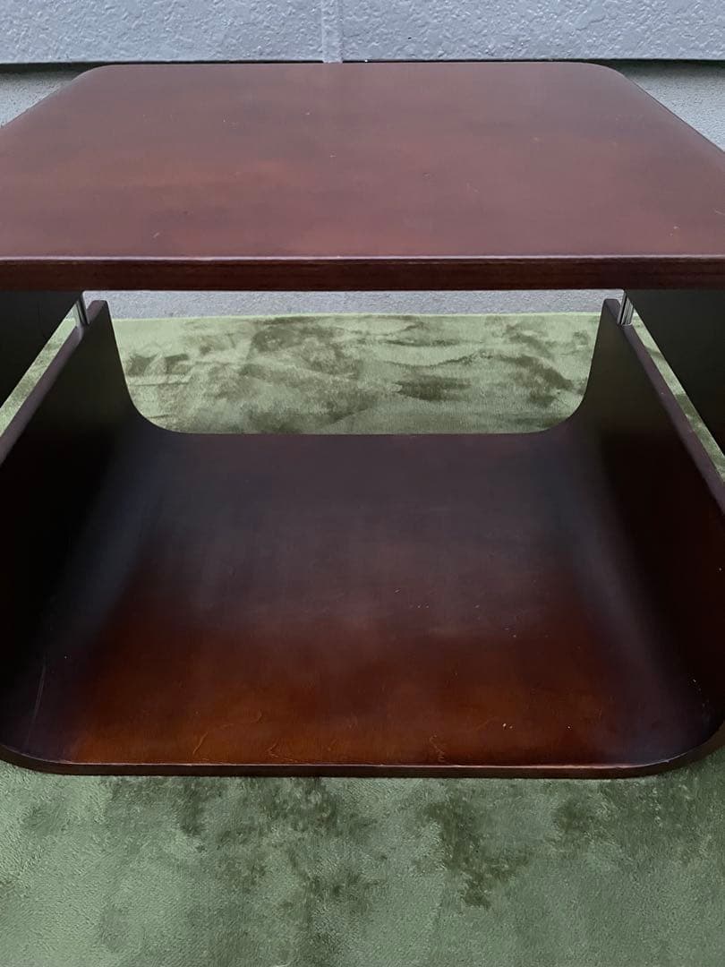 イエリアーダ「フィヨルド」 サイドテーブル リビングローコーヒー台花