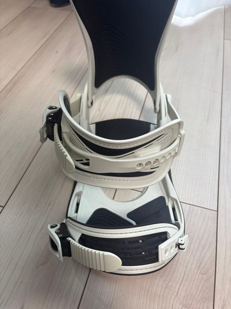 23-24 UNION ウルトラ　スノーボード ビンディング ホワイト M