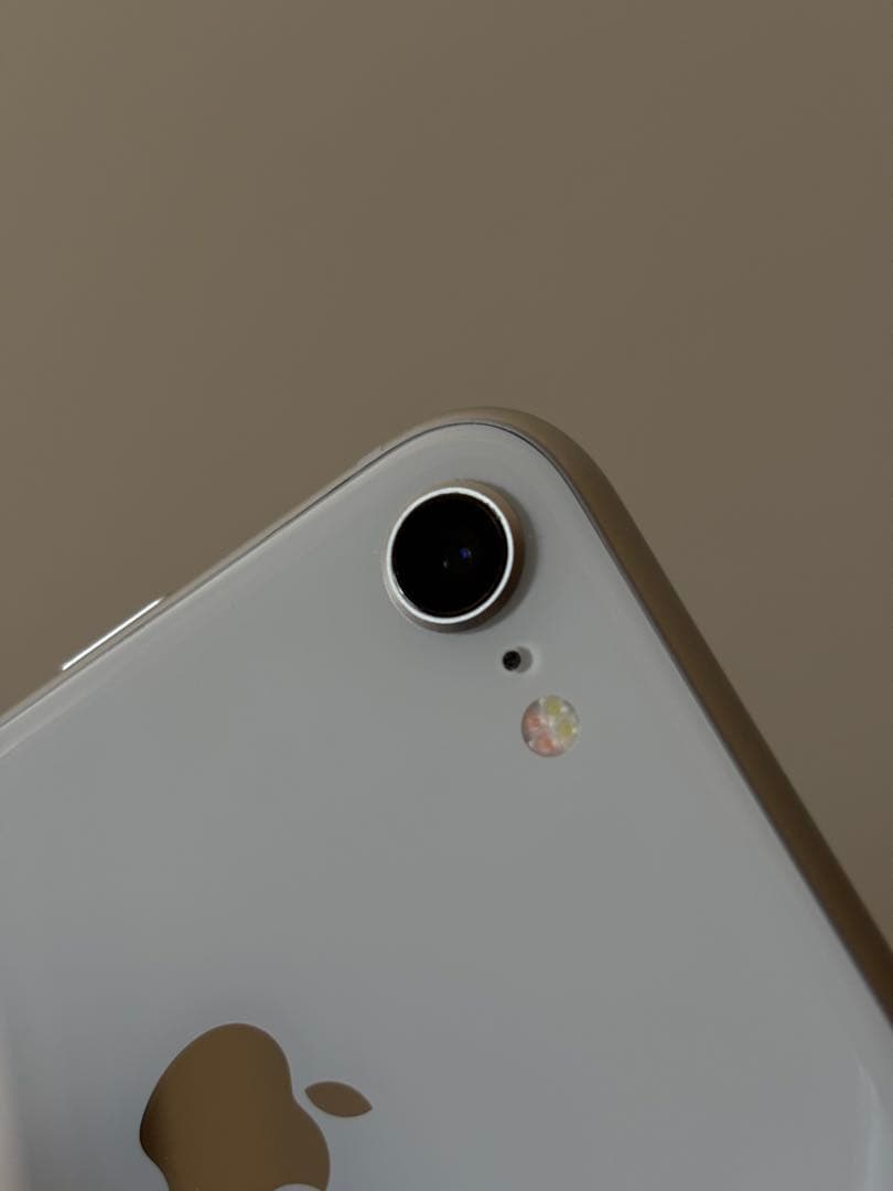 iPhone 8 Silver 64 GB SIMフリー