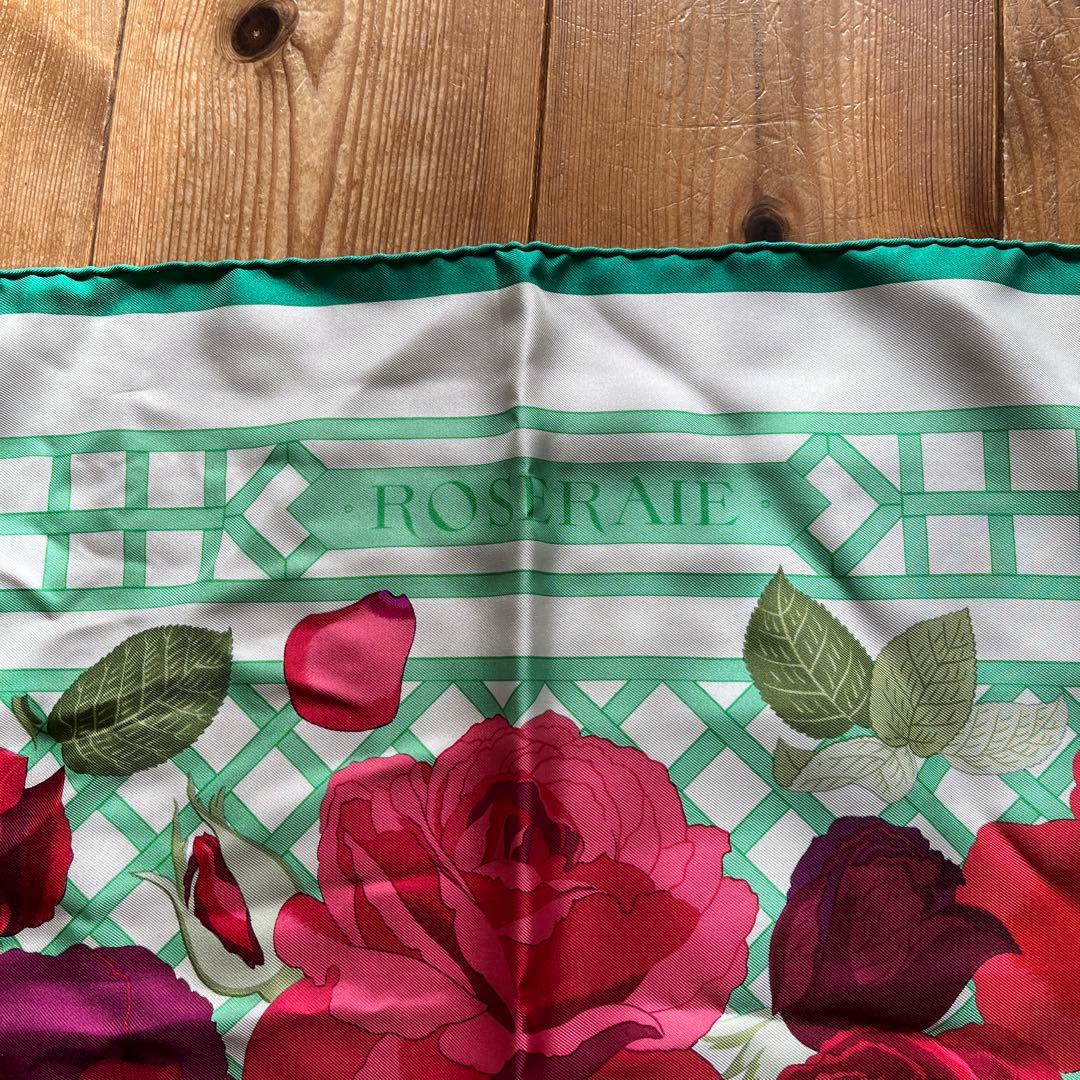 HERMES カレ.バラ園　カレ90 ROSERAIE