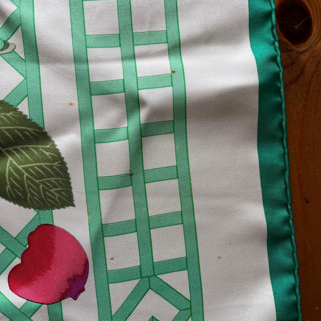 HERMES カレ.バラ園　カレ90 ROSERAIE