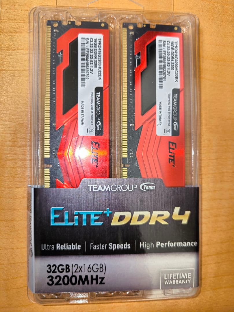 メモリ 32GB DDR4-3200TeamGroup Elite 2×16GB
