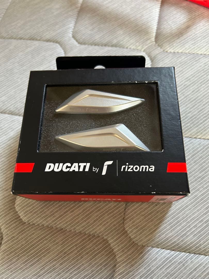【igariqqq】DUCATI Performance RIZOMA 製