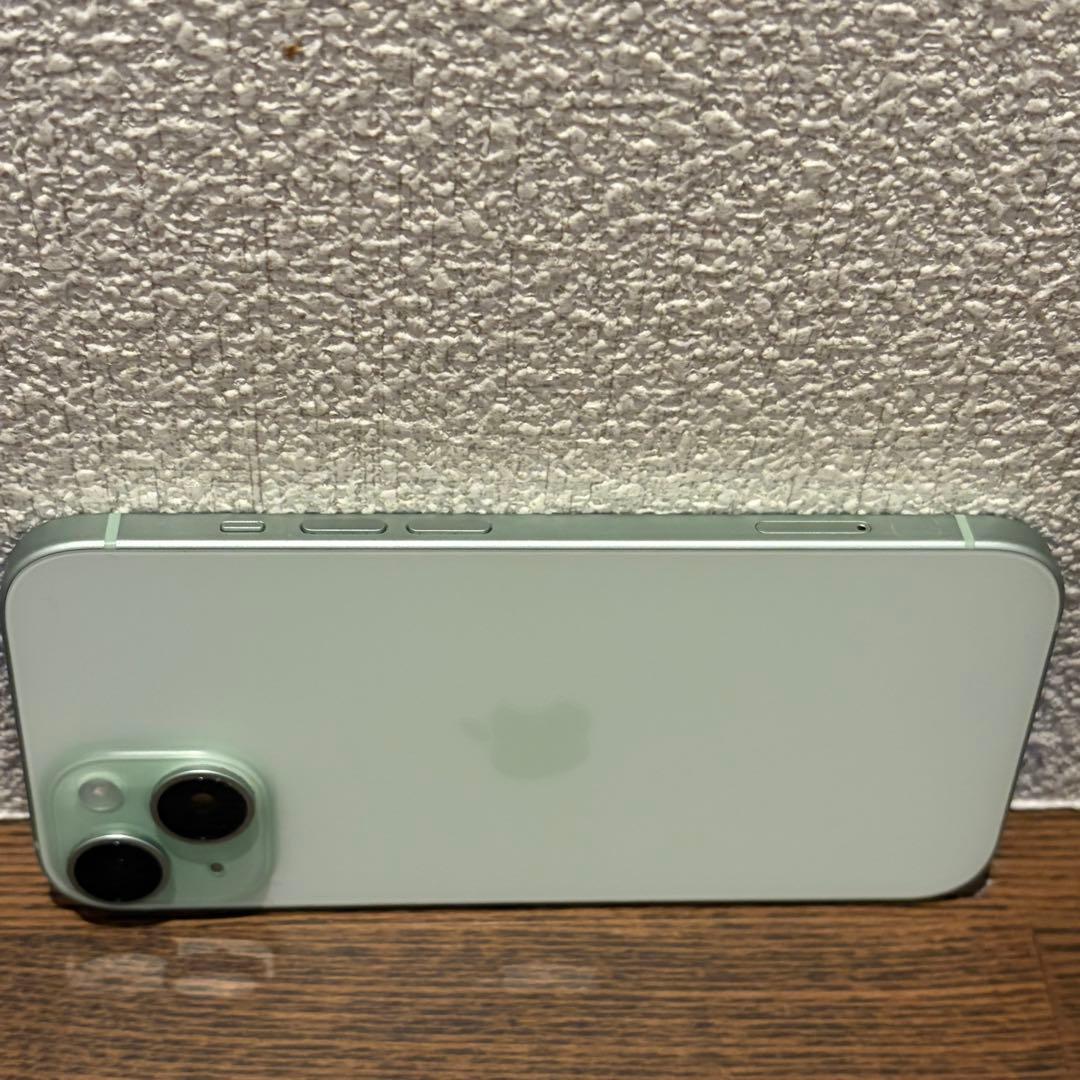 iPhone15 グリーン 128gb
