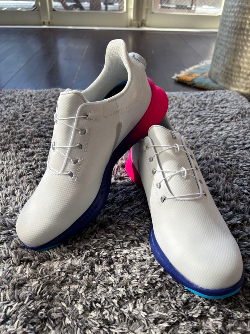 新品FUEL ゴルフシューズ 55459J 26cm ホワイト/ピンク/ブルー