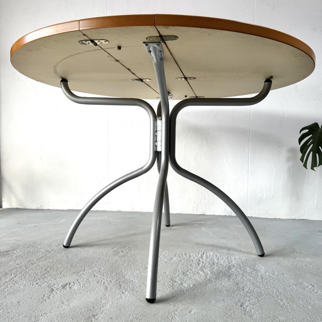 北欧　BoConcept occa ダイニングテーブル バタフライ　丸テーブル