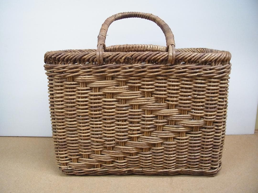 あけび　籠　状態良好　かご　手上げ　買い物　おでかけ