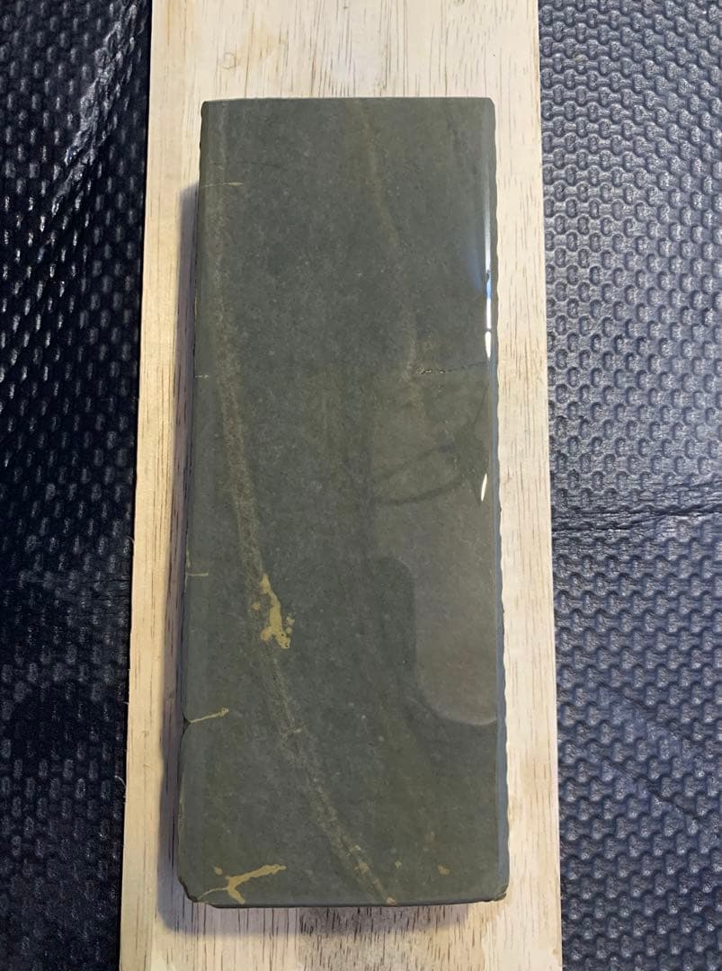 351 天然砥石　正本山　仕上げ砥石