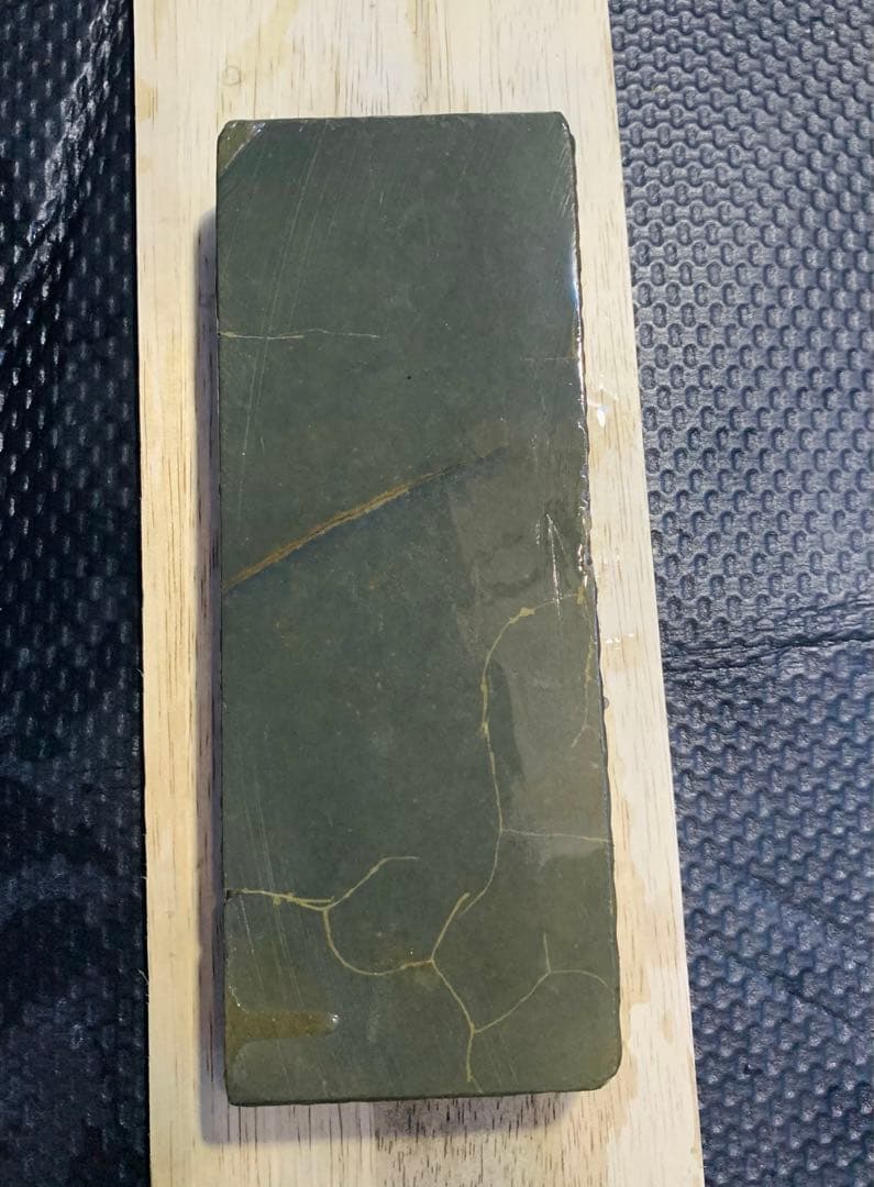 351 天然砥石　正本山　仕上げ砥石