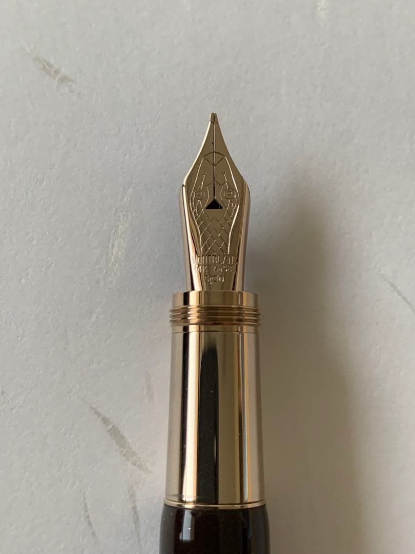 MONTBLANC ヘリテイジ ルージュ・エ・ノワール スネーク 万年筆