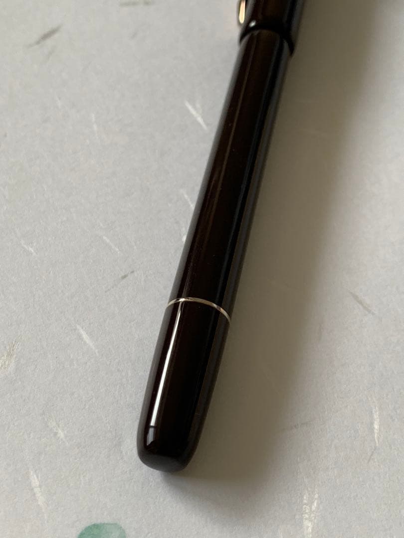 MONTBLANC ヘリテイジ ルージュ・エ・ノワール スネーク 万年筆