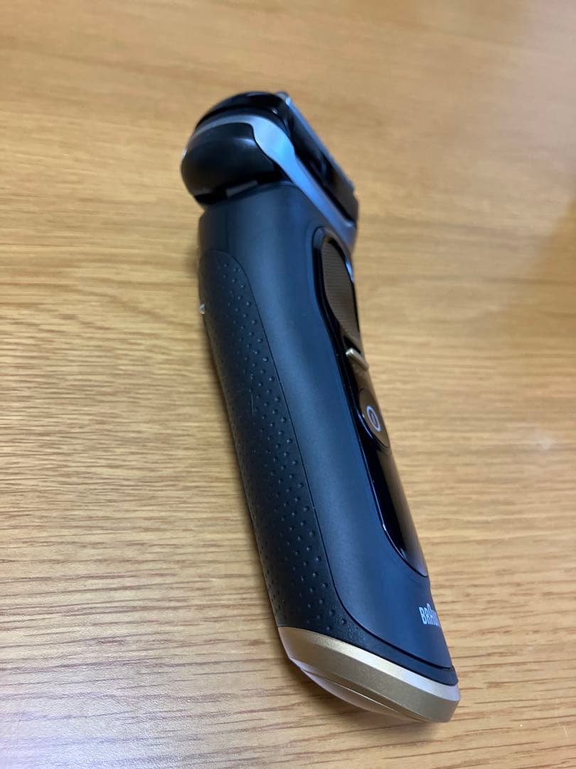 【すり傷一箇所あるため格安出品】ブラウン シリーズ9 sport+ 9350cc