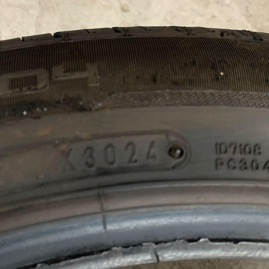 19インチタイヤ2本セット　ダンロップ　VEURO 245/45R19 中古品