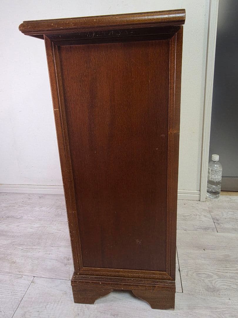 イタリア製　アンティーク家具　キャビネット　チェスト
